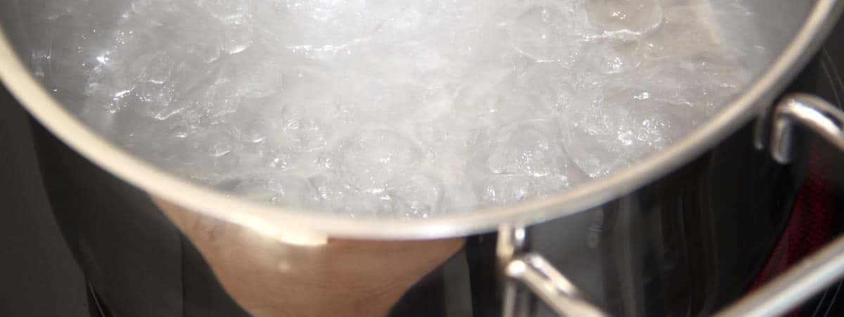 kochendes wasser kochen blubberblasen topf edelstahl katawan