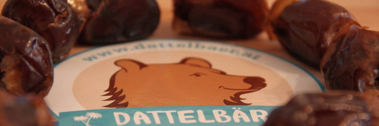 Dattelbaer Logo Tisch Sticker gesund naschen dattelbaer.at oben verziert mit datteln extra weich schmal